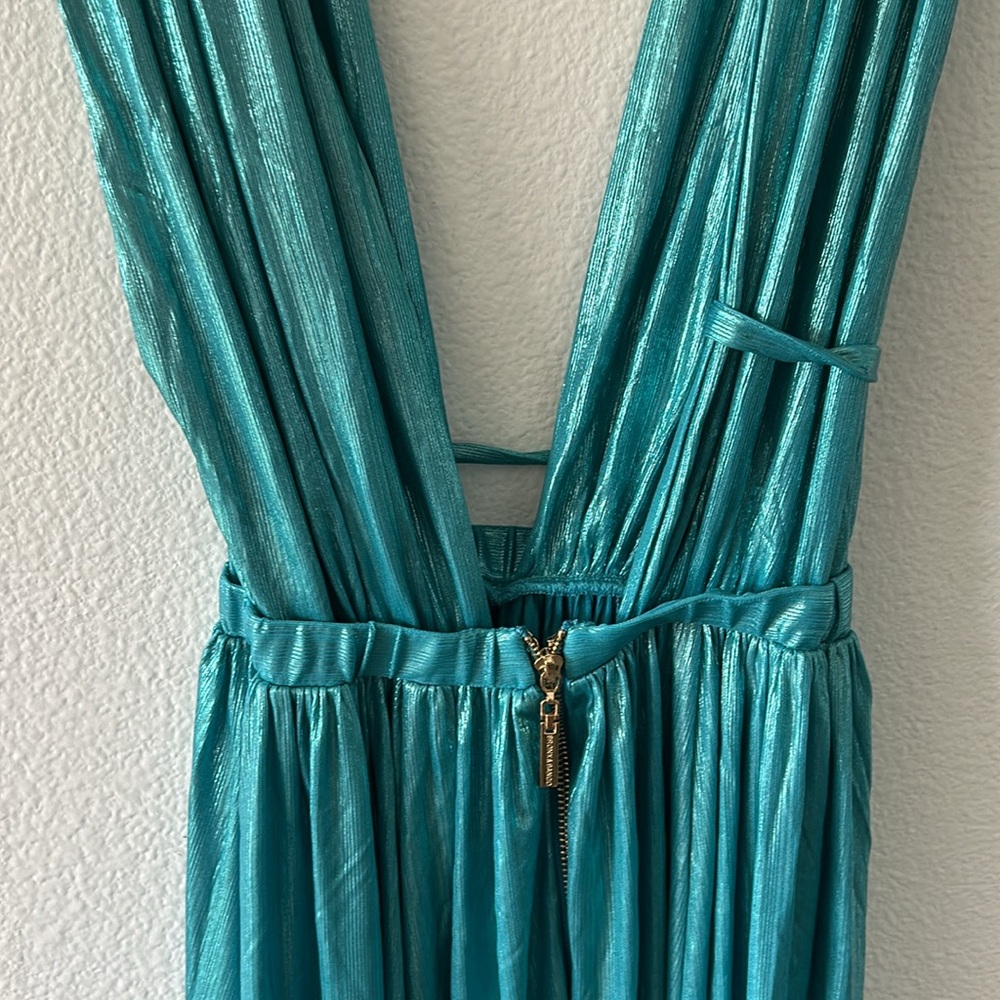 Bronx and Banco Romi Metallic Gown, RTR - Picture 8 of 13